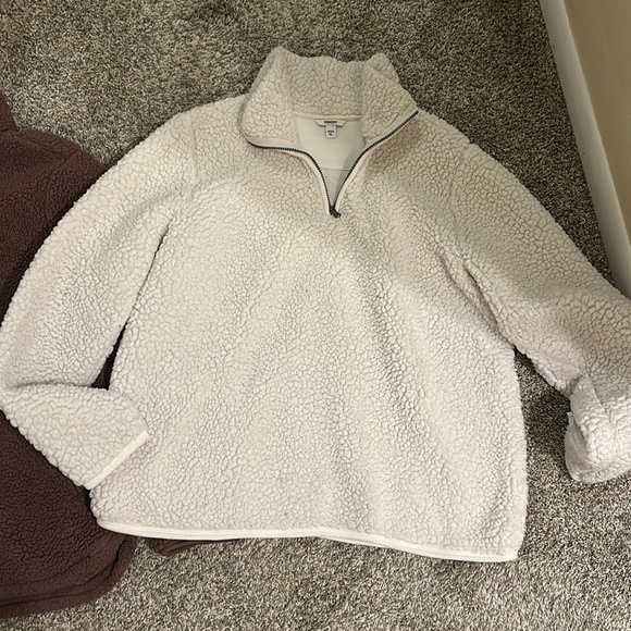Cozy Sherpa Pullover Set - Mauve and Cream - Picture 2 of 3